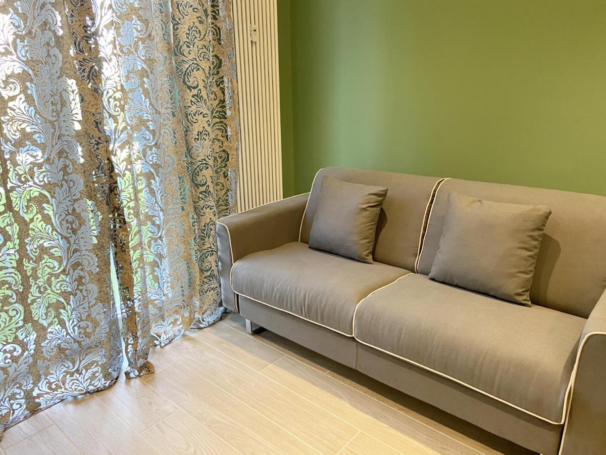 דירות סגראטה Casa Di Laura Mono E Bilo Di Fronte Ospedale San Raffaele מראה חיצוני תמונה